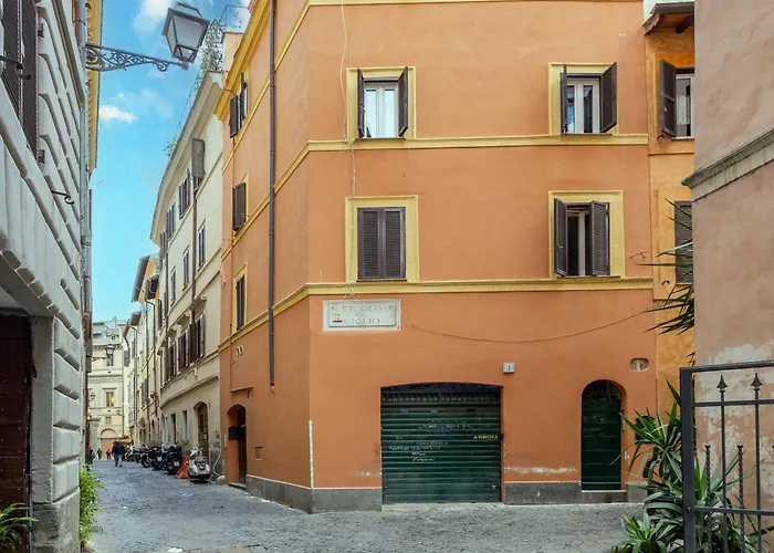 Campo Dei Fiori Historic